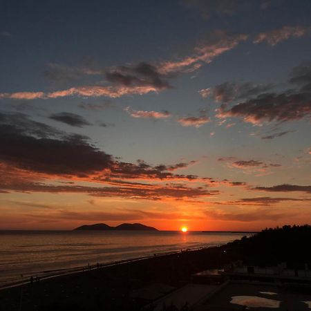 Corazon Guest House Vlore Ngoại thất bức ảnh