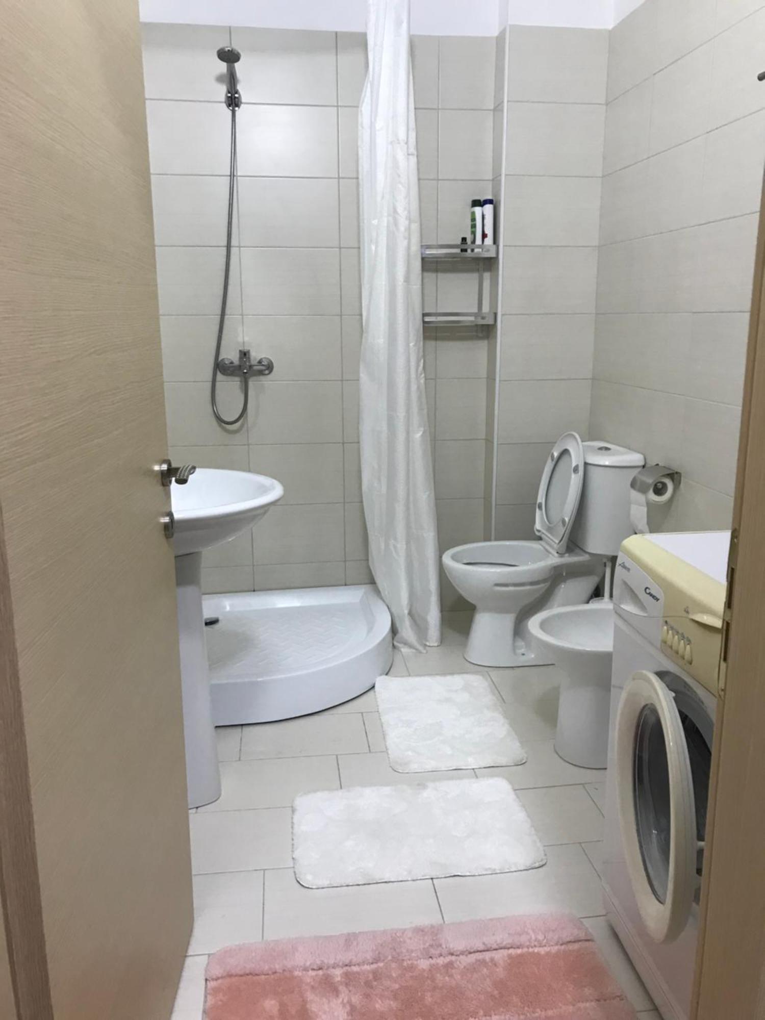 Corazon Guest House Vlore Ngoại thất bức ảnh