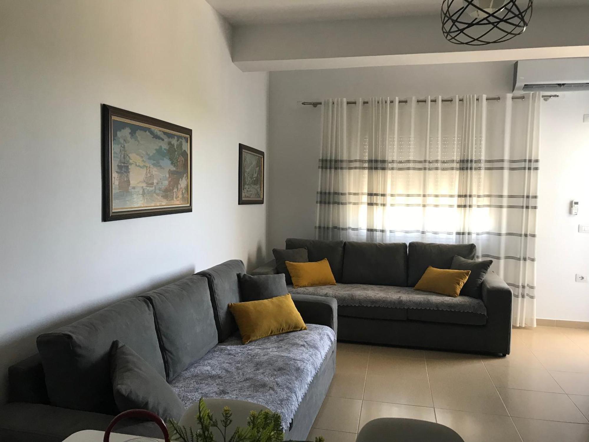 Corazon Guest House Vlore Ngoại thất bức ảnh